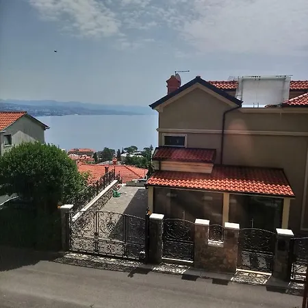 Apartment Charming Hill Opatija