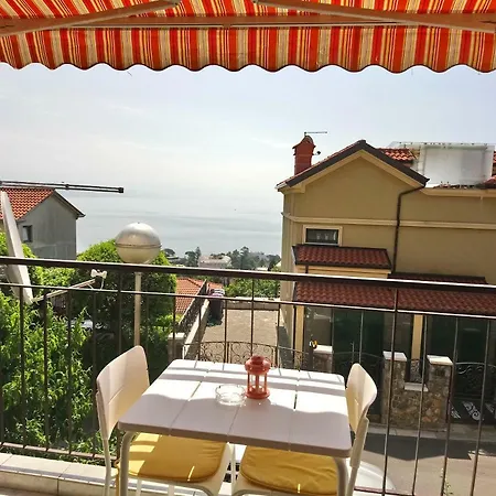 Charming Hill Appartement *