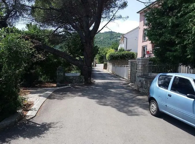 Charming Hill * أوباتيا